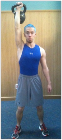 How to do kettlebell snatches, photo 2.